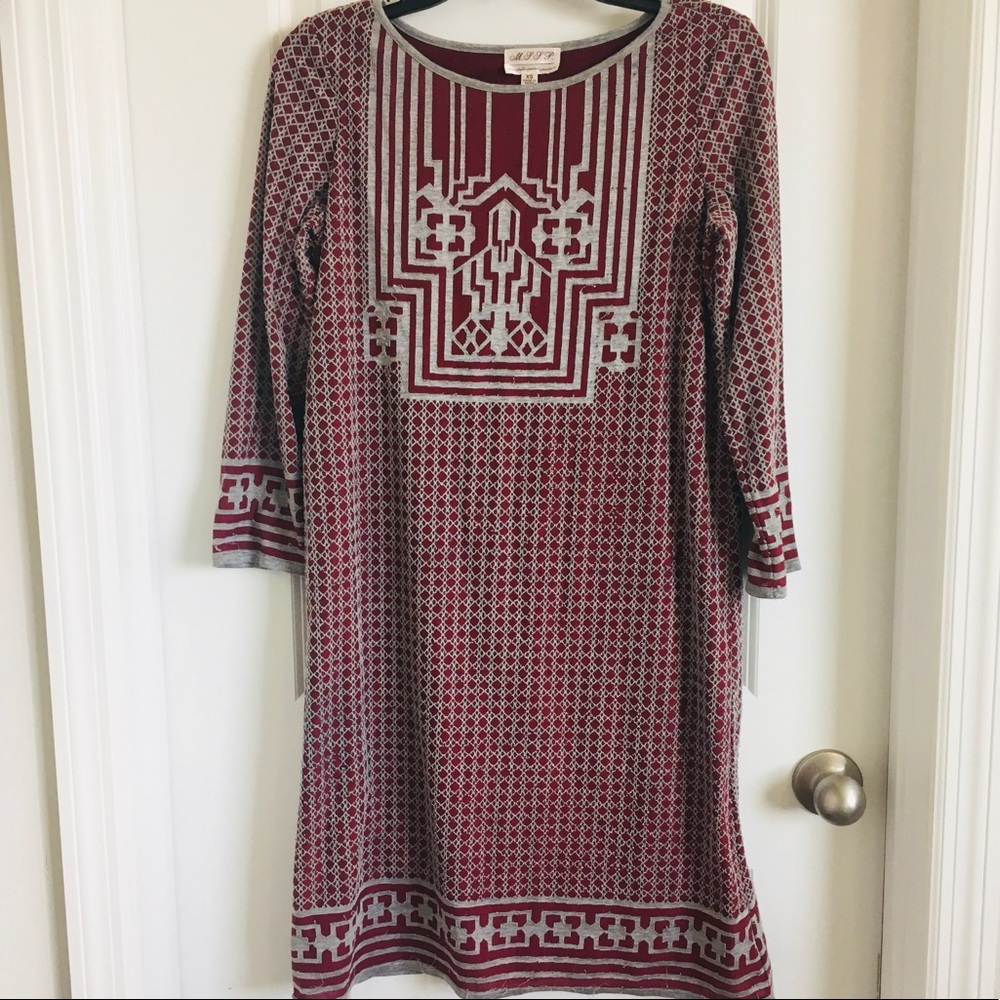 Max studio (M. S. S. P) long sleeve shift dress size XSmall fits like small